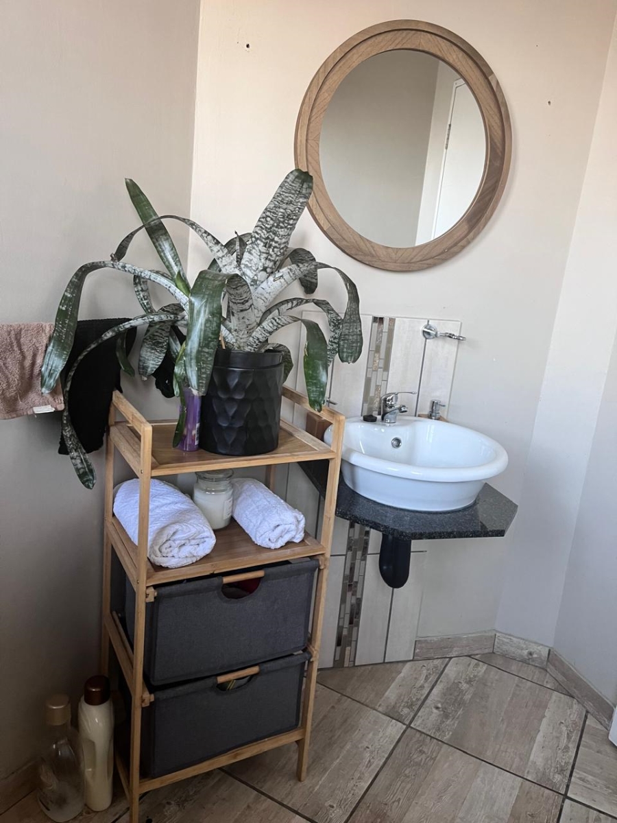 3 Bedroom Property for Sale in Waterval East North West